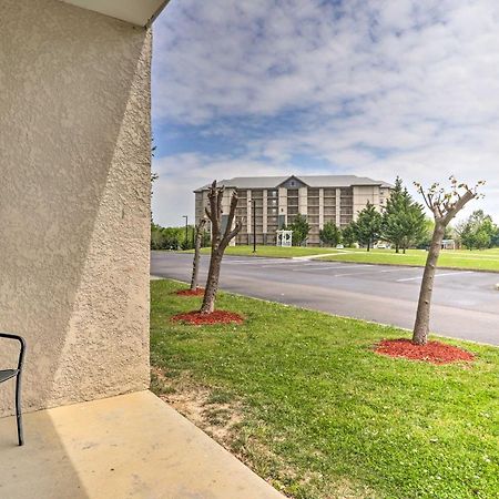 Downtown Pigeon Forge Condo With Pool Access! エクステリア 写真