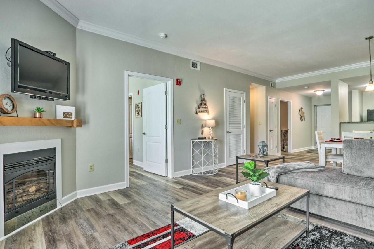 Downtown Pigeon Forge Condo With Pool Access! エクステリア 写真