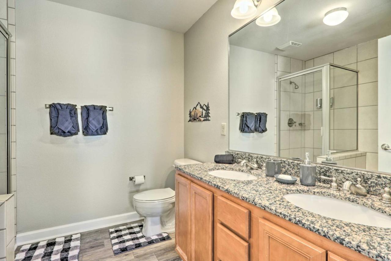 Downtown Pigeon Forge Condo With Pool Access! エクステリア 写真