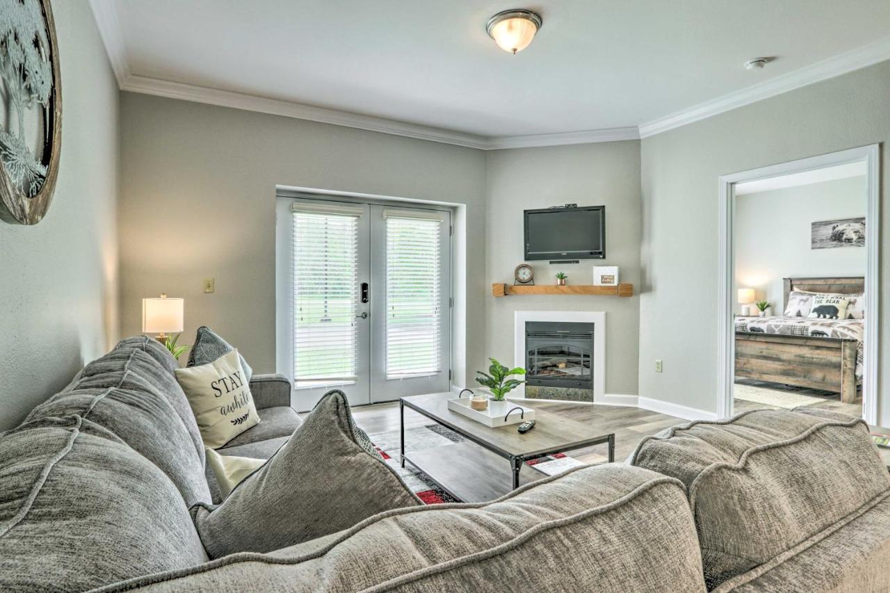 Downtown Pigeon Forge Condo With Pool Access! エクステリア 写真