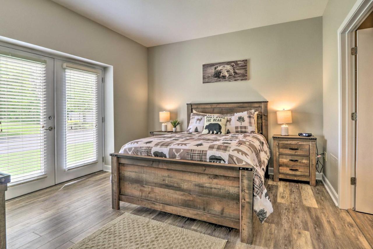 Downtown Pigeon Forge Condo With Pool Access! エクステリア 写真
