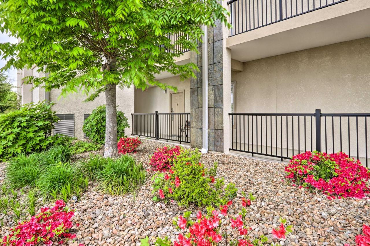Downtown Pigeon Forge Condo With Pool Access! エクステリア 写真